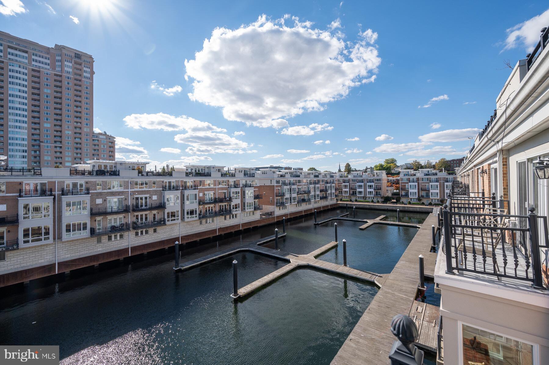 PIER HOMES AT HARBORVIEW - Residential Lease