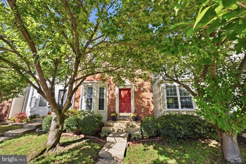 Photo of 21764 Kings Crossing Terrace, ASHBURN, VA 20147 (MLS # VALO2137864)