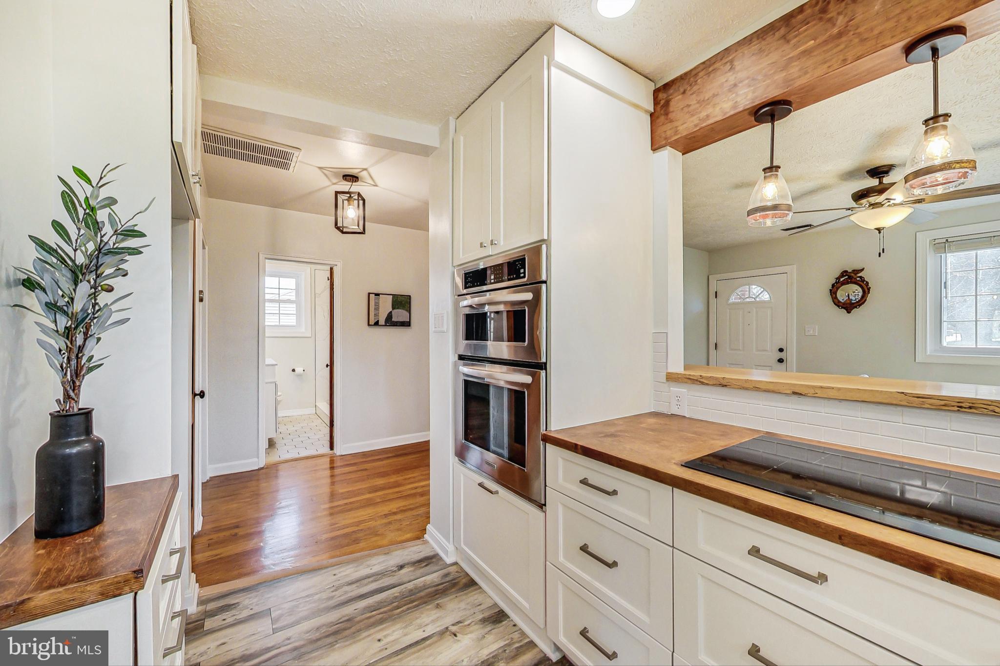 HORSE SHOE ROAD - Residential