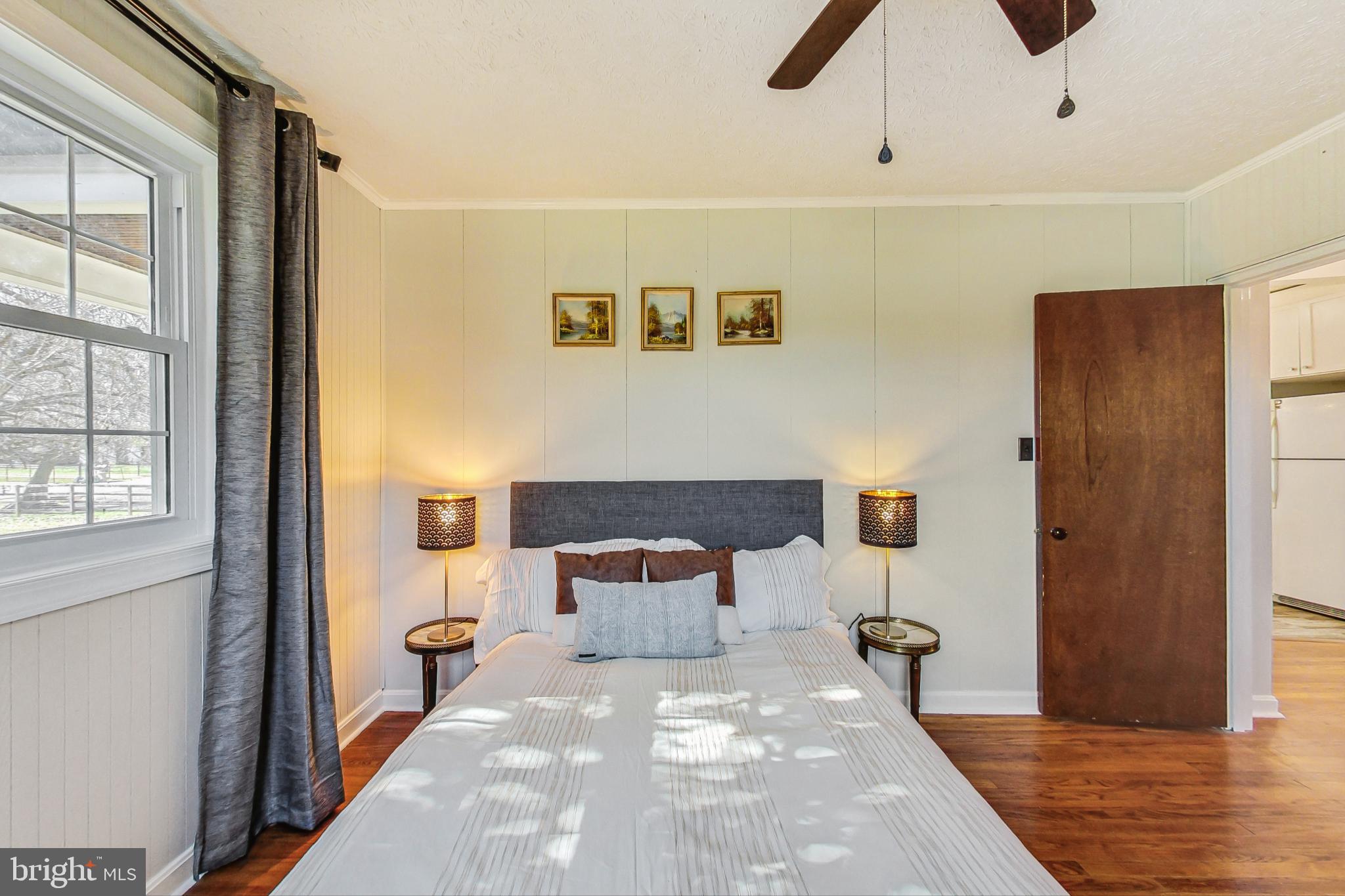 HORSE SHOE ROAD - Residential