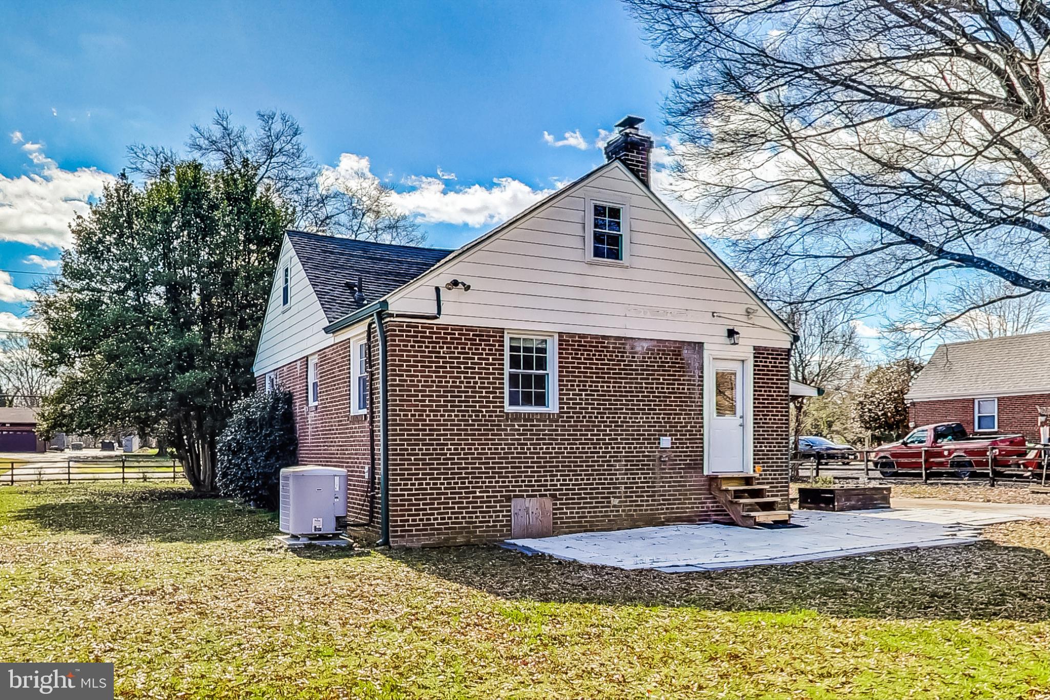HORSE SHOE ROAD - Residential