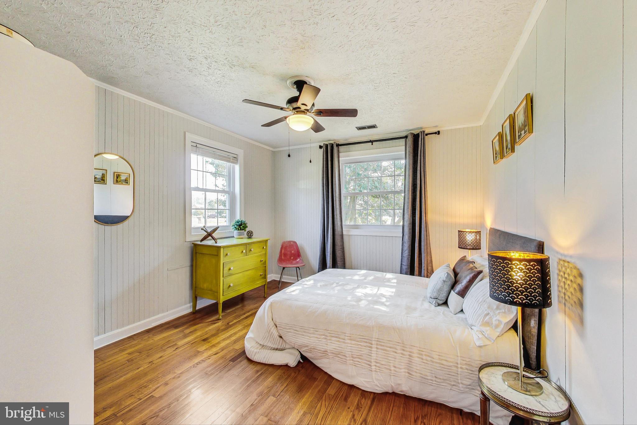 HORSE SHOE ROAD - Residential