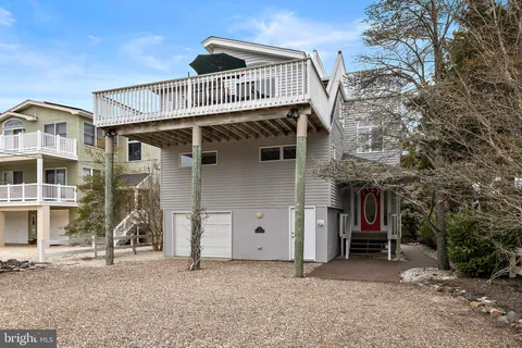 20 E 8th Street, Barnegat Light, NJ MLS: NJOC2040566