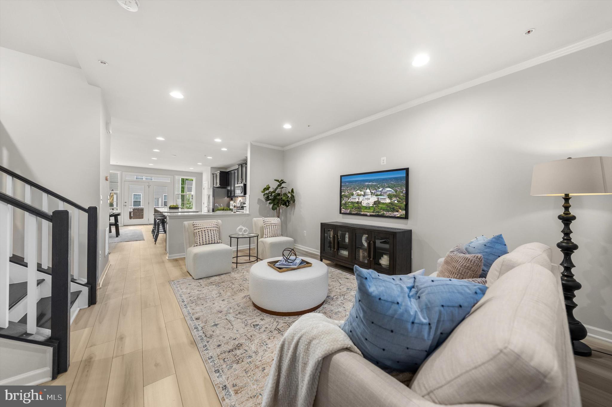 1041 FLESTER LANE