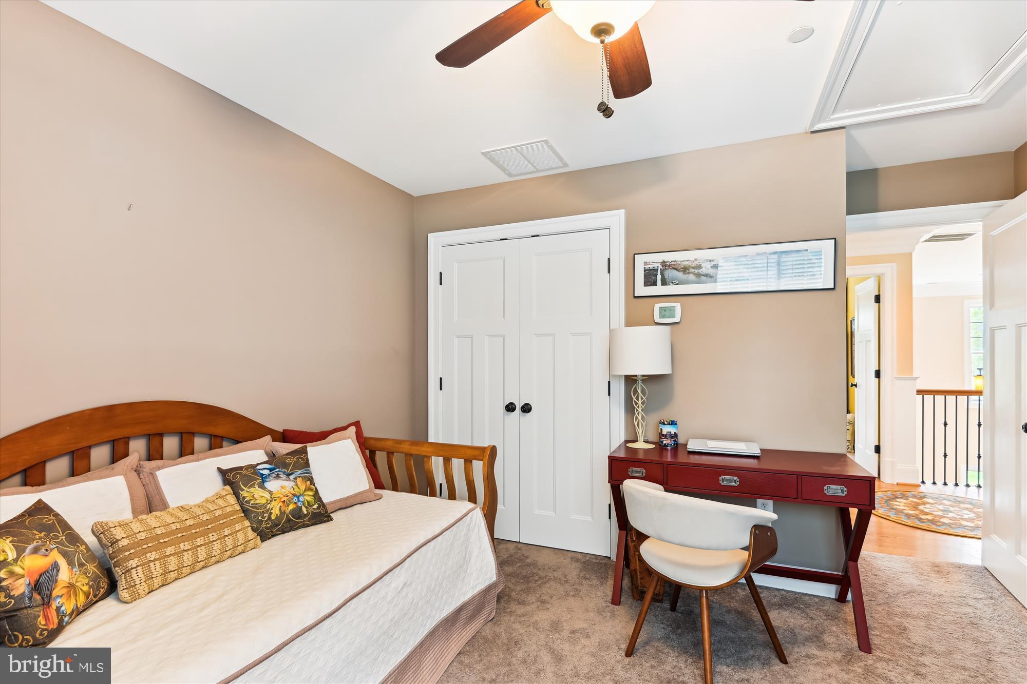 MISTY MANOR - Residential