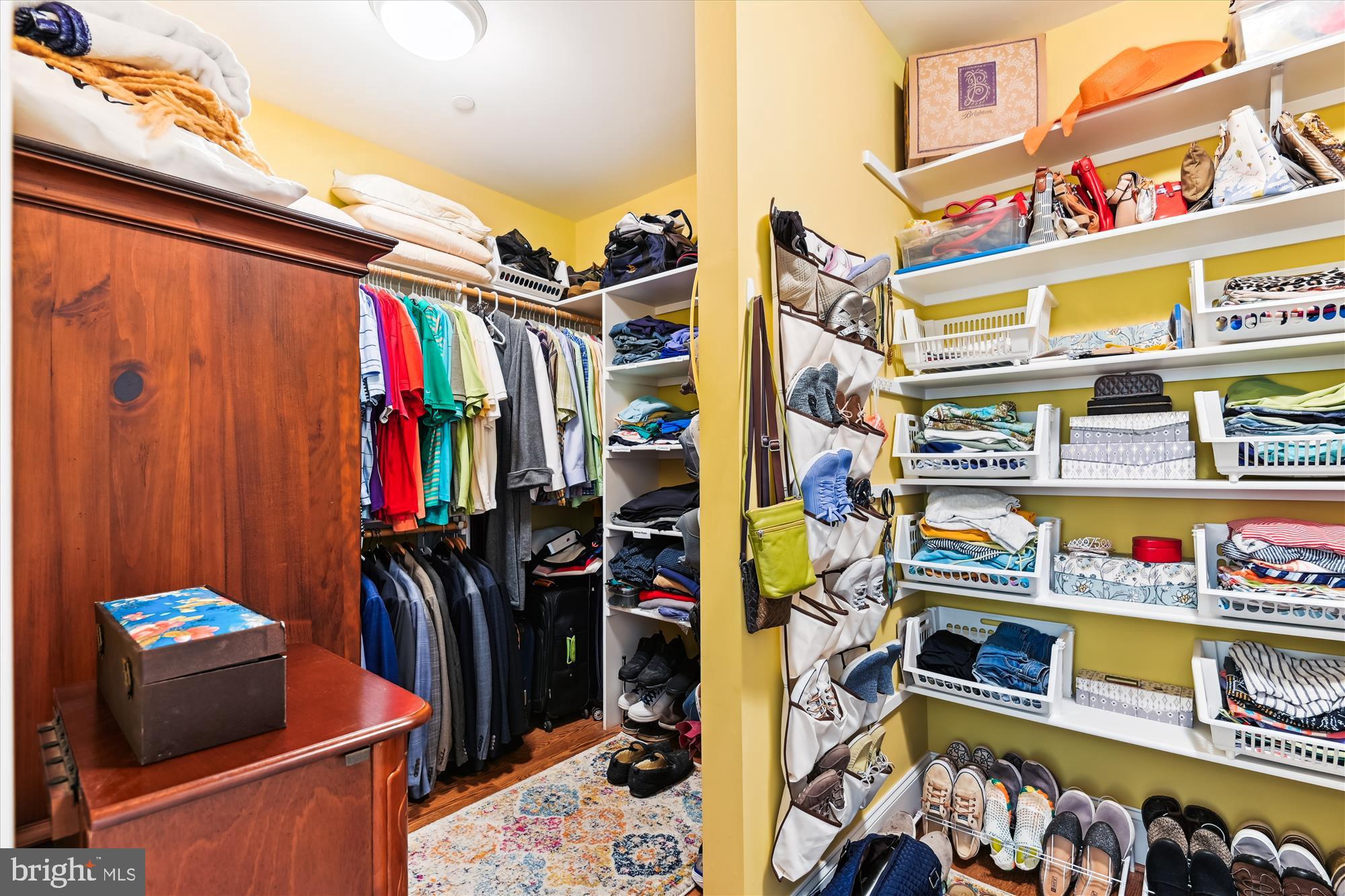 MISTY MANOR - Residential