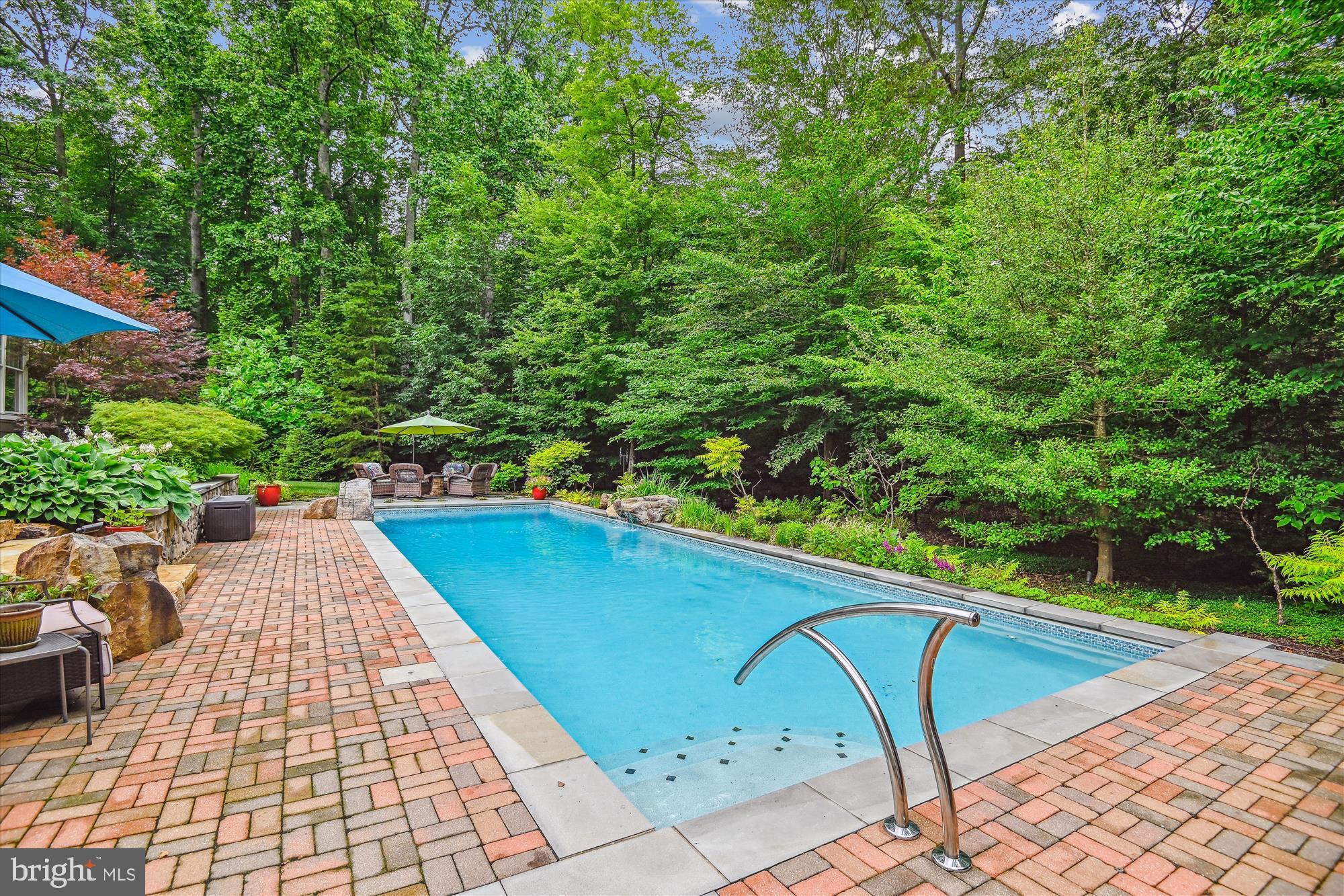 MISTY MANOR - Residential