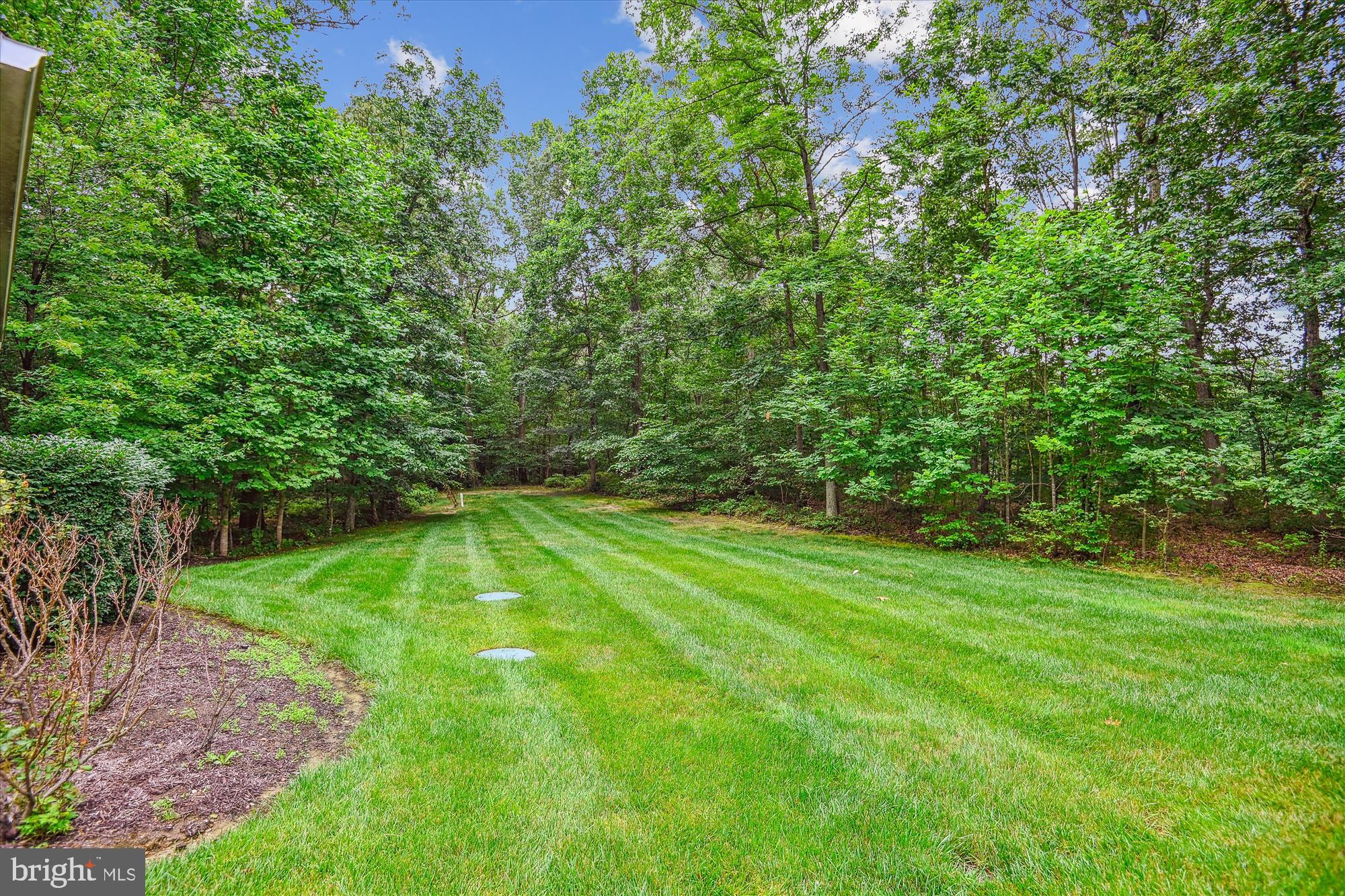 MISTY MANOR - Residential