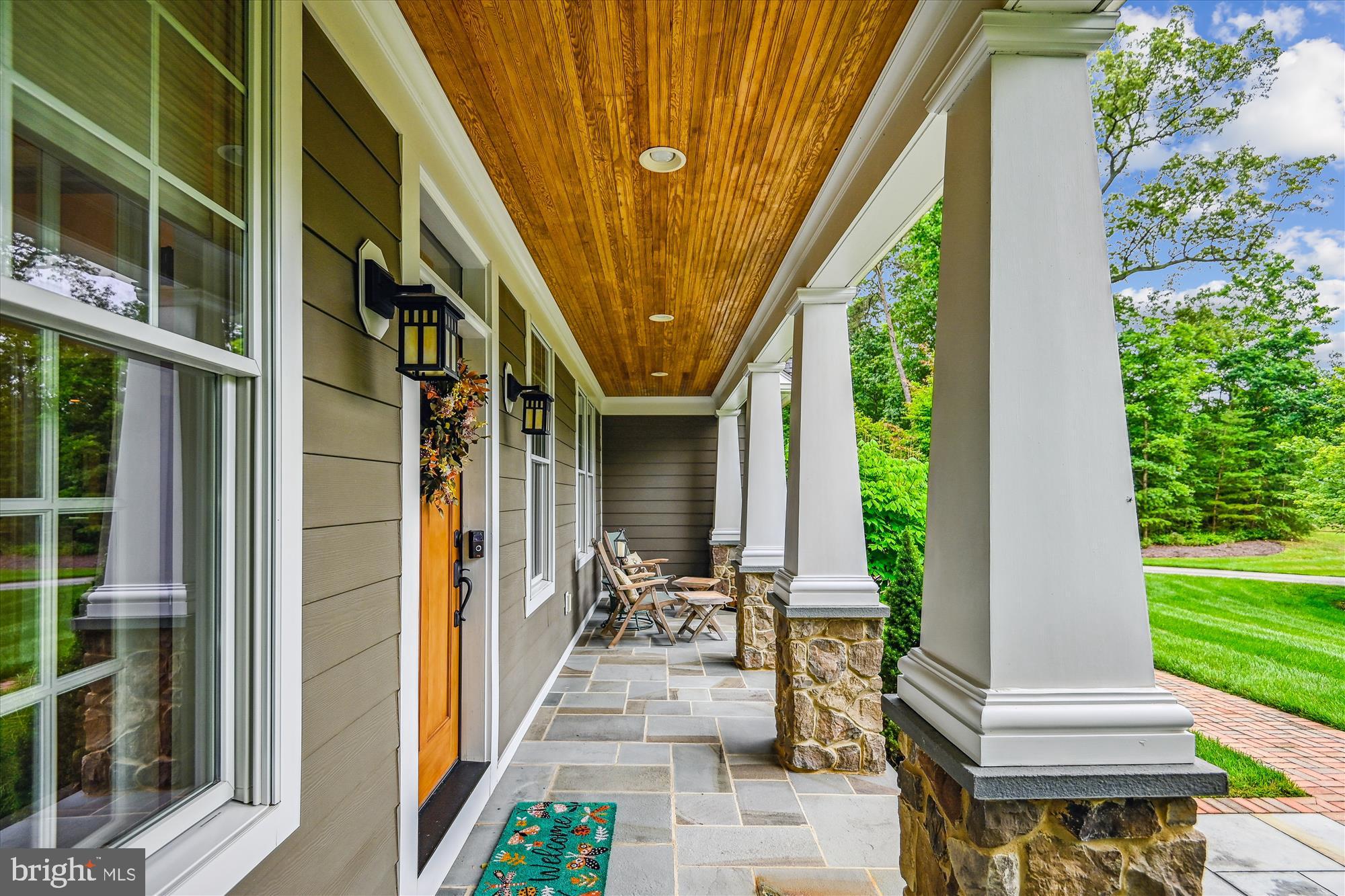 MISTY MANOR - Residential