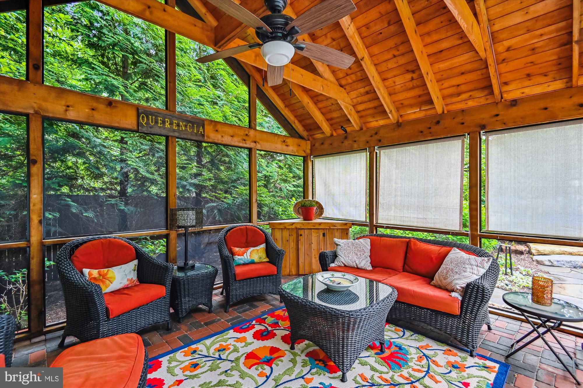 MISTY MANOR - Residential