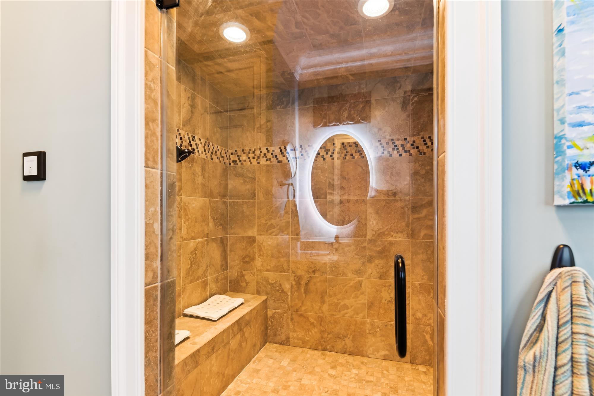 MISTY MANOR - Residential