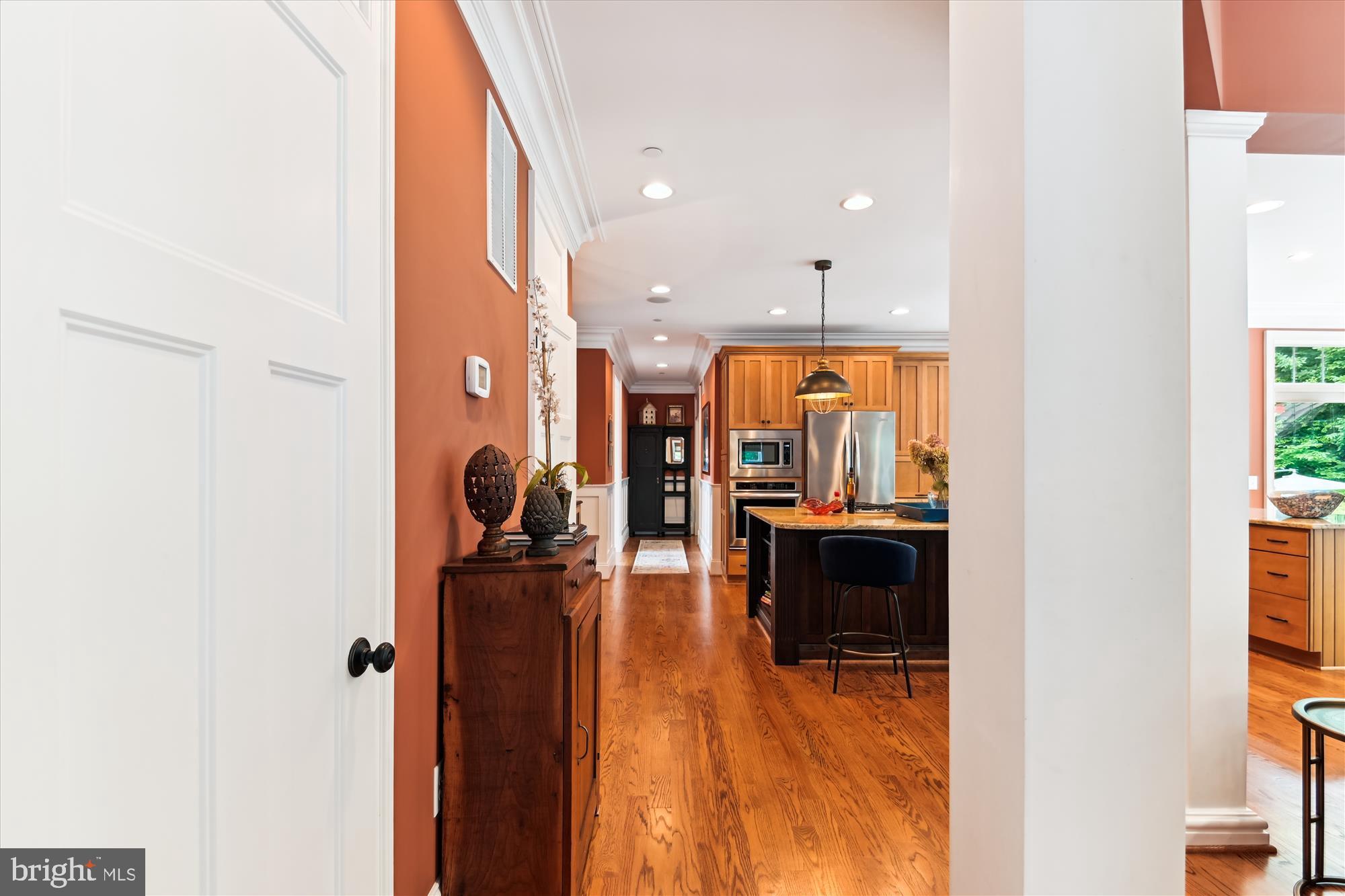 MISTY MANOR - Residential