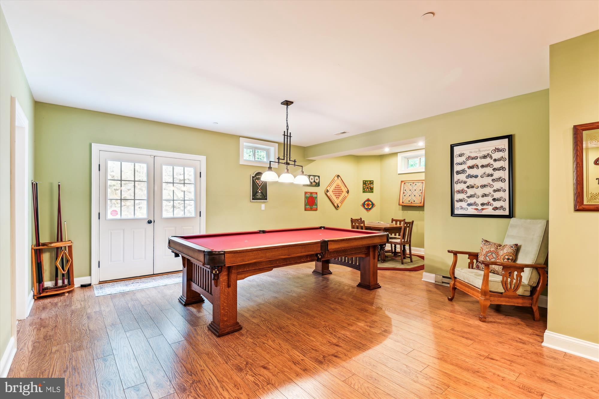 MISTY MANOR - Residential