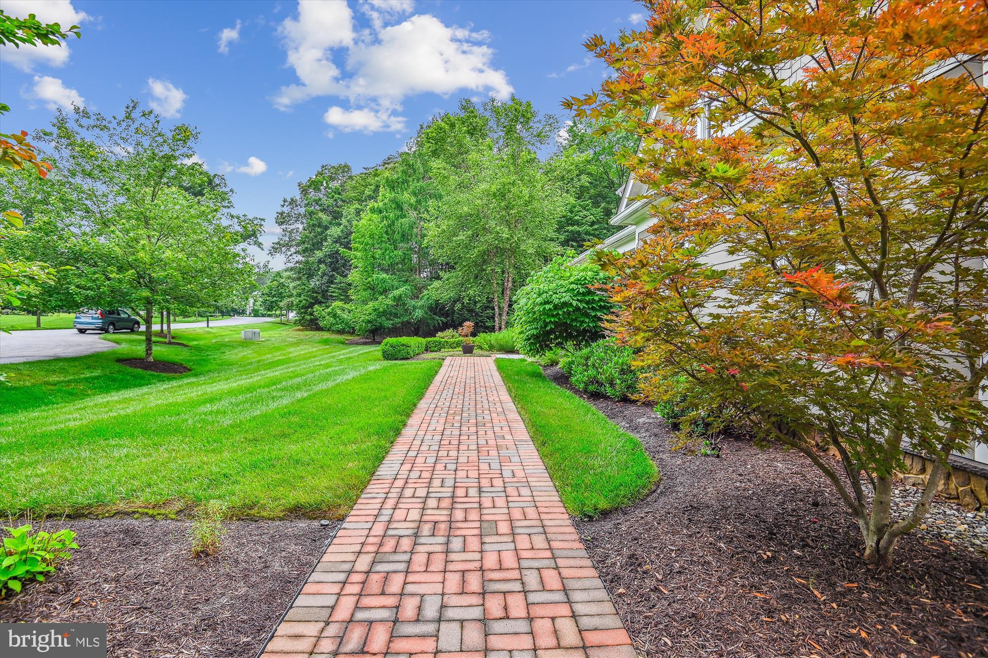 MISTY MANOR - Residential