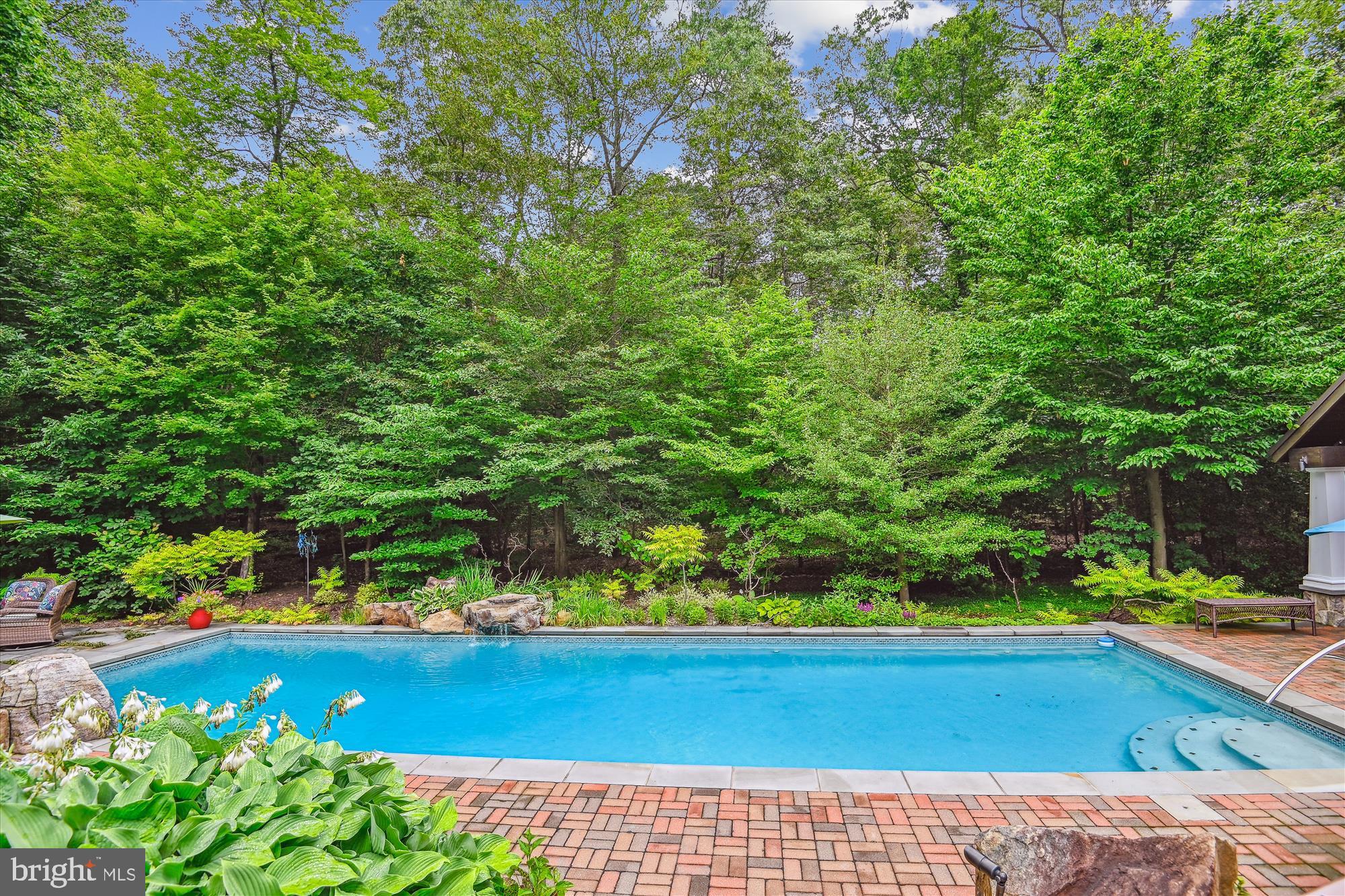 MISTY MANOR - Residential