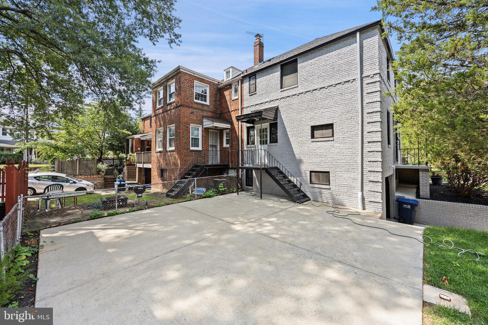 1601 HAMLIN STREET NE