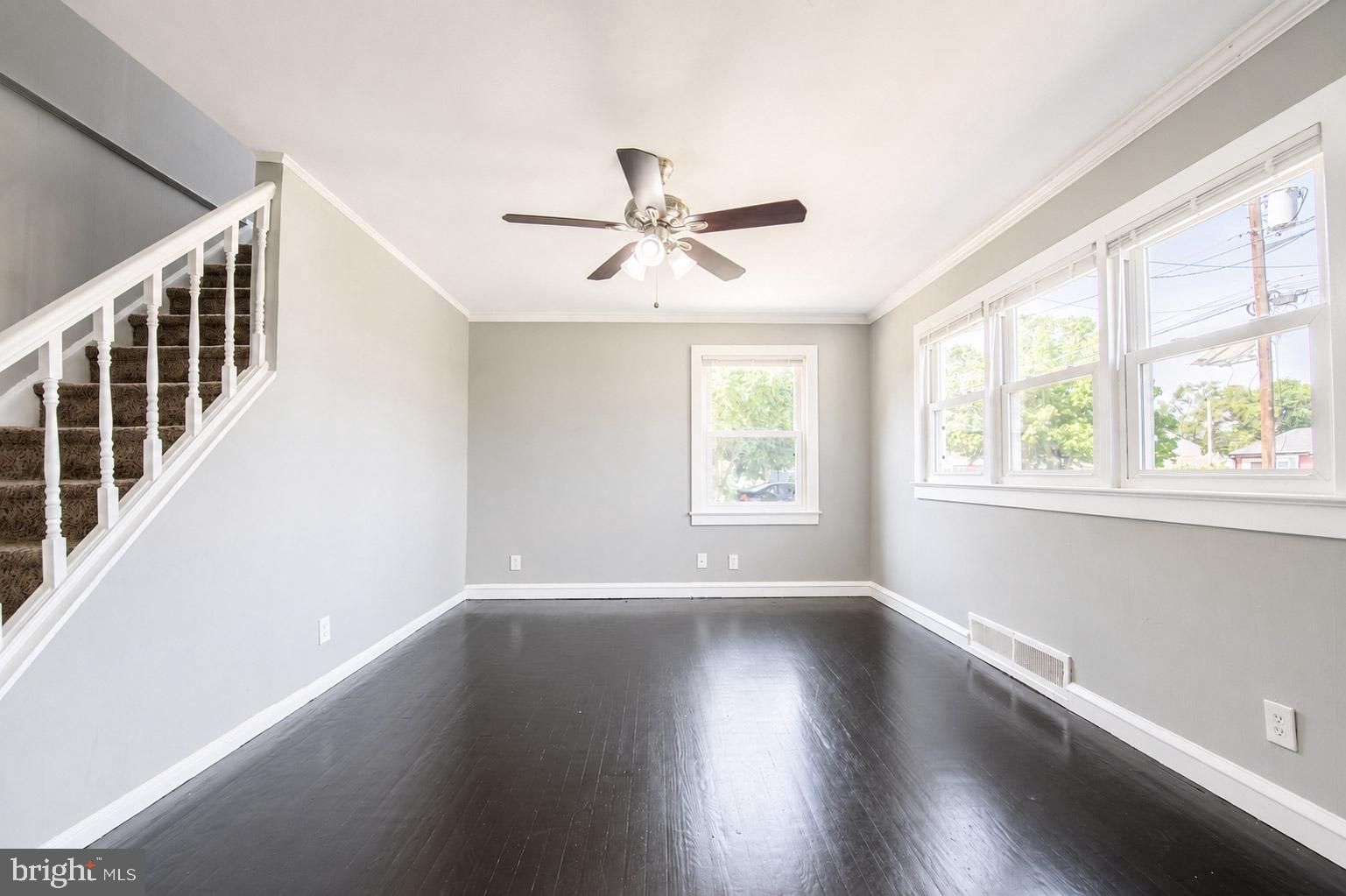 203 BLUE JAY LANE