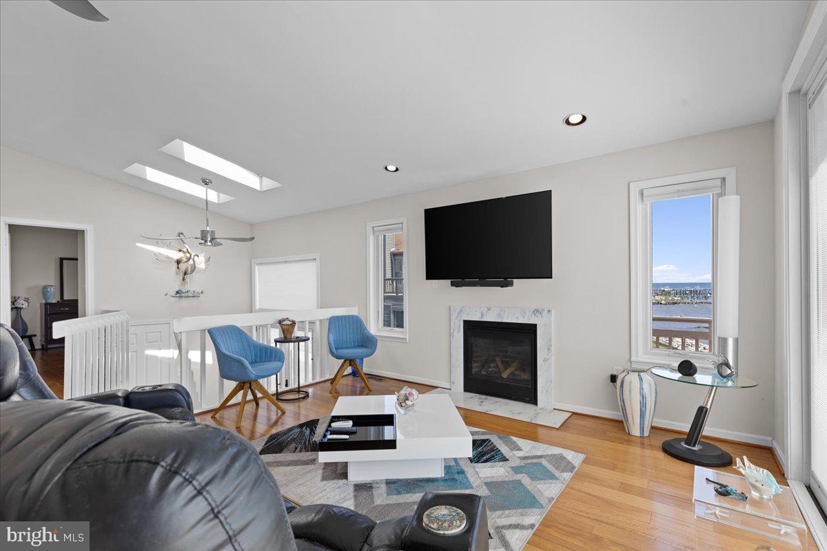 CHESAPEAKE STATION - Residential