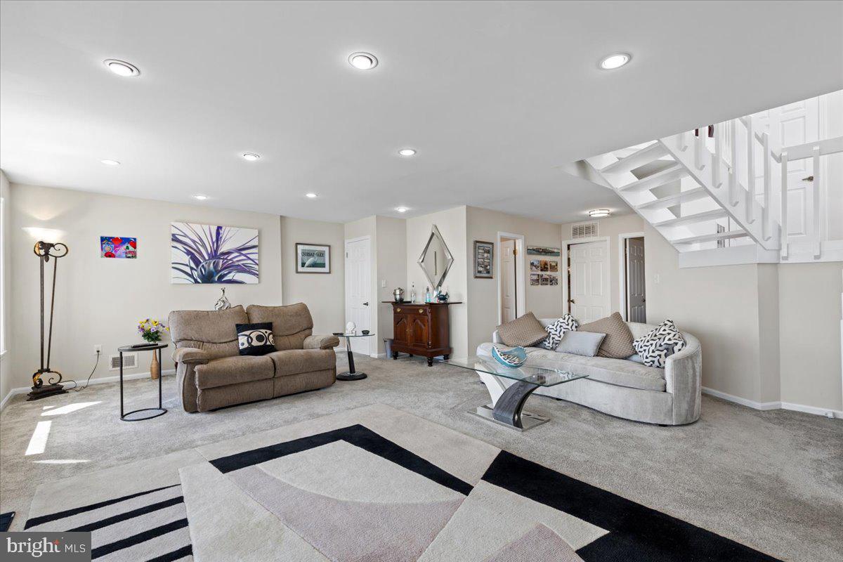 CHESAPEAKE STATION - Residential