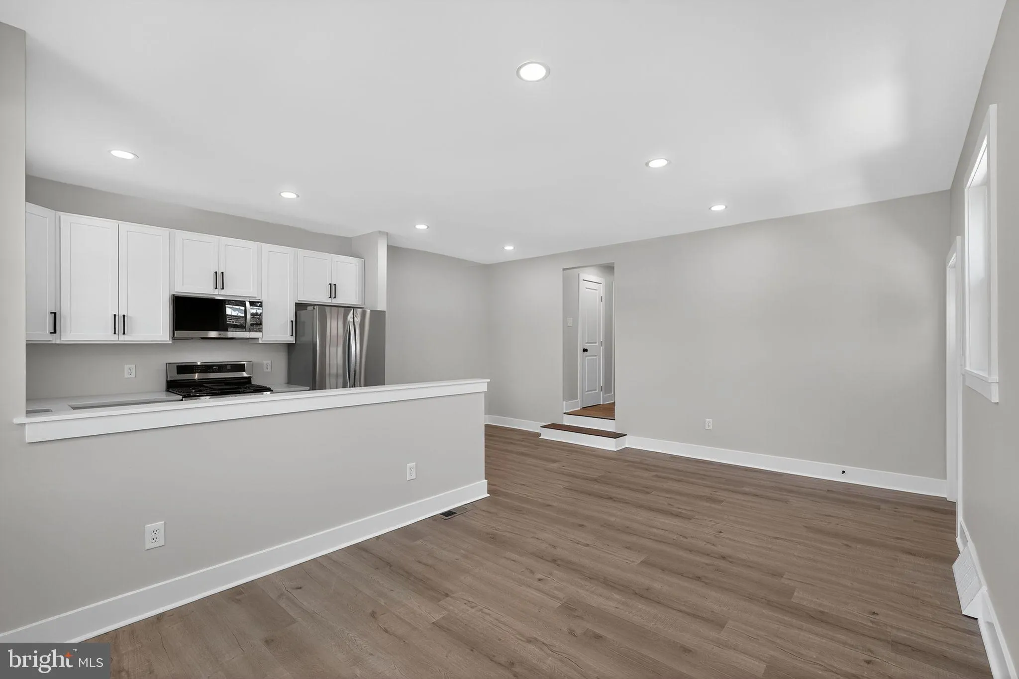 Norristown, Pennsylvania 19401, United States, 3 Bedrooms Bedrooms, ,2 BathroomsBathrooms,Residential,Active,206872