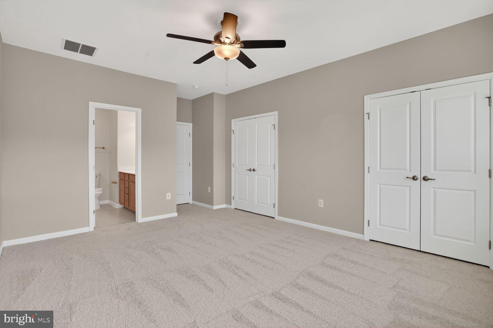 FEATHERSTONE STATION - Residential