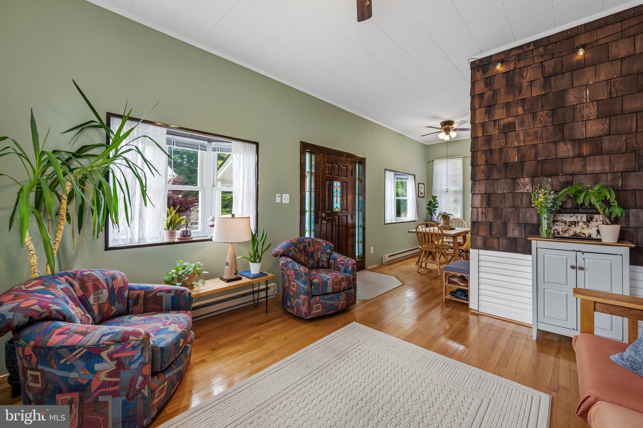 LAURAVILLE HISTORIC DISTRICT - Residential