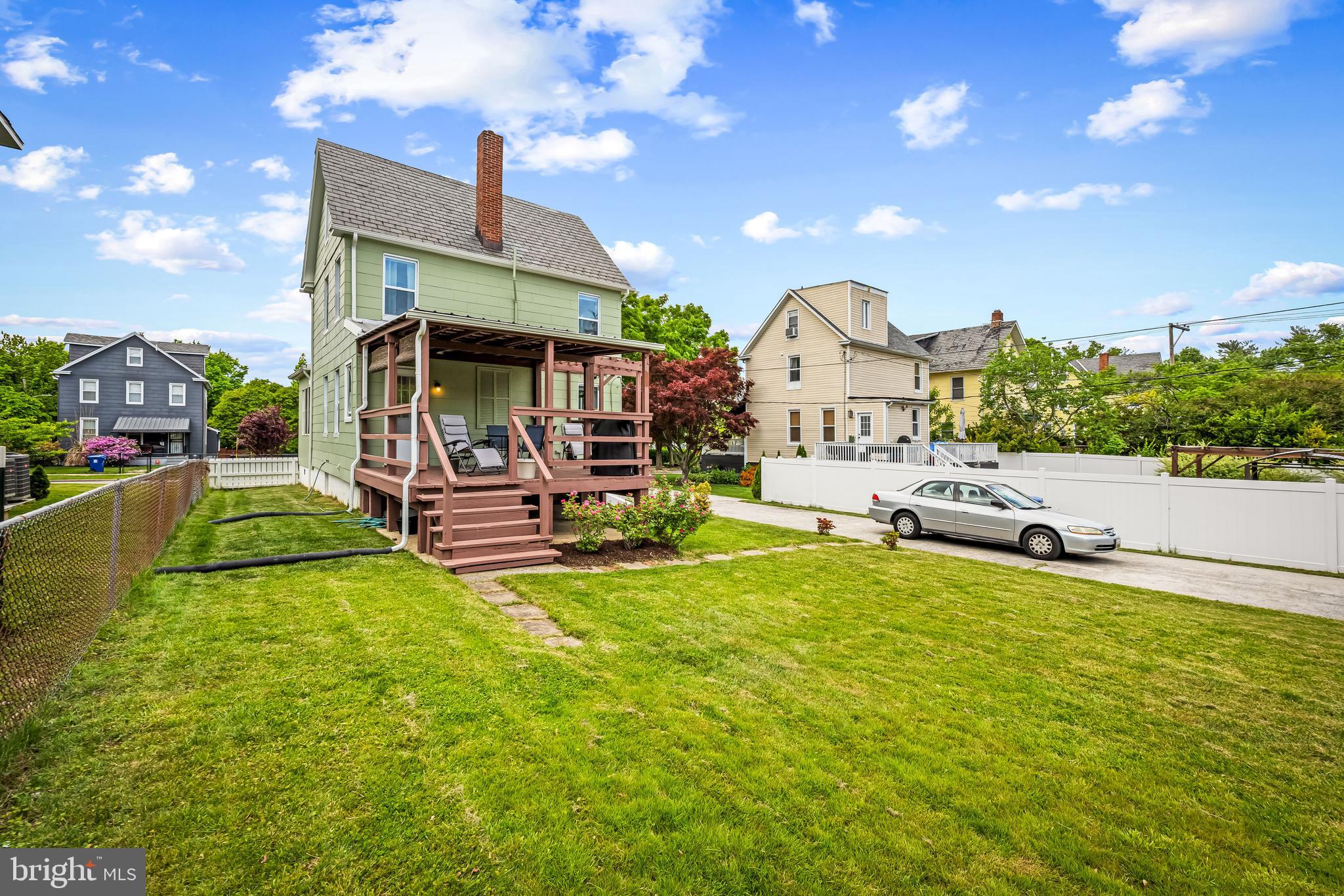 LAURAVILLE HISTORIC DISTRICT - Residential