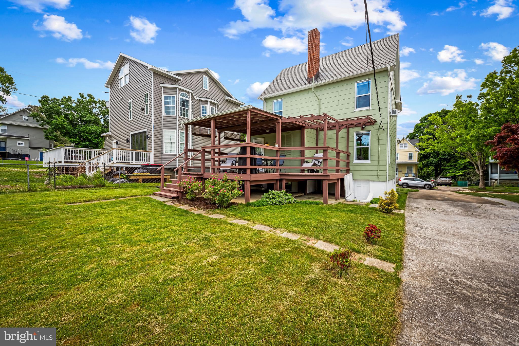 LAURAVILLE HISTORIC DISTRICT - Residential