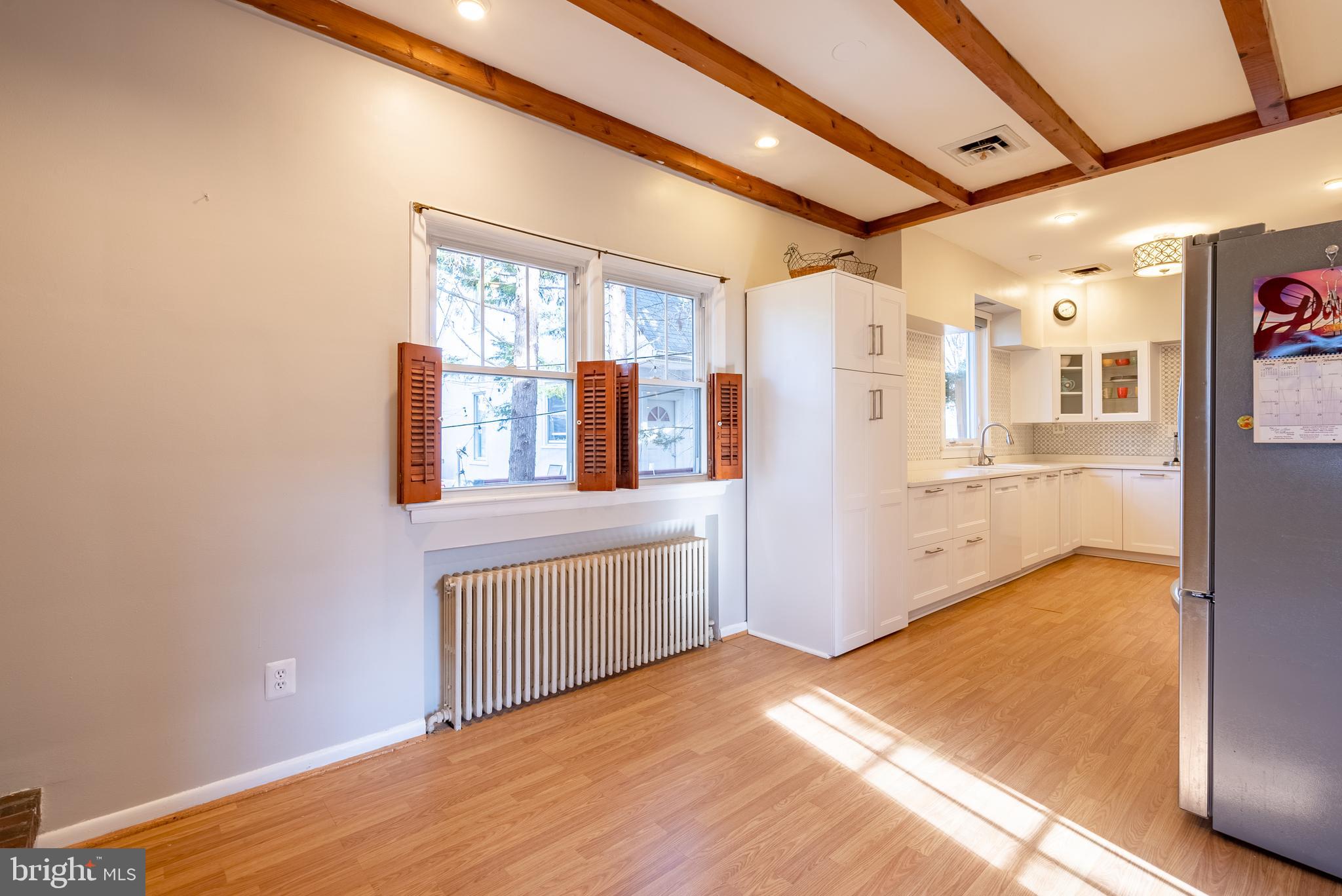 CALVERT HILLS - Residential