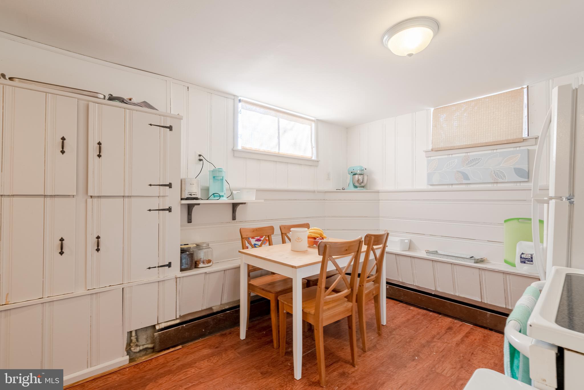 CALVERT HILLS - Residential