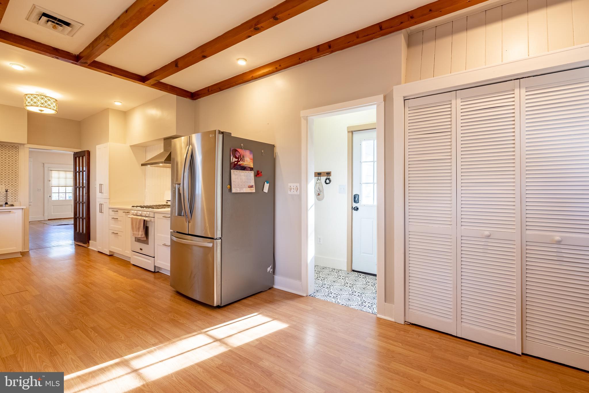 CALVERT HILLS - Residential