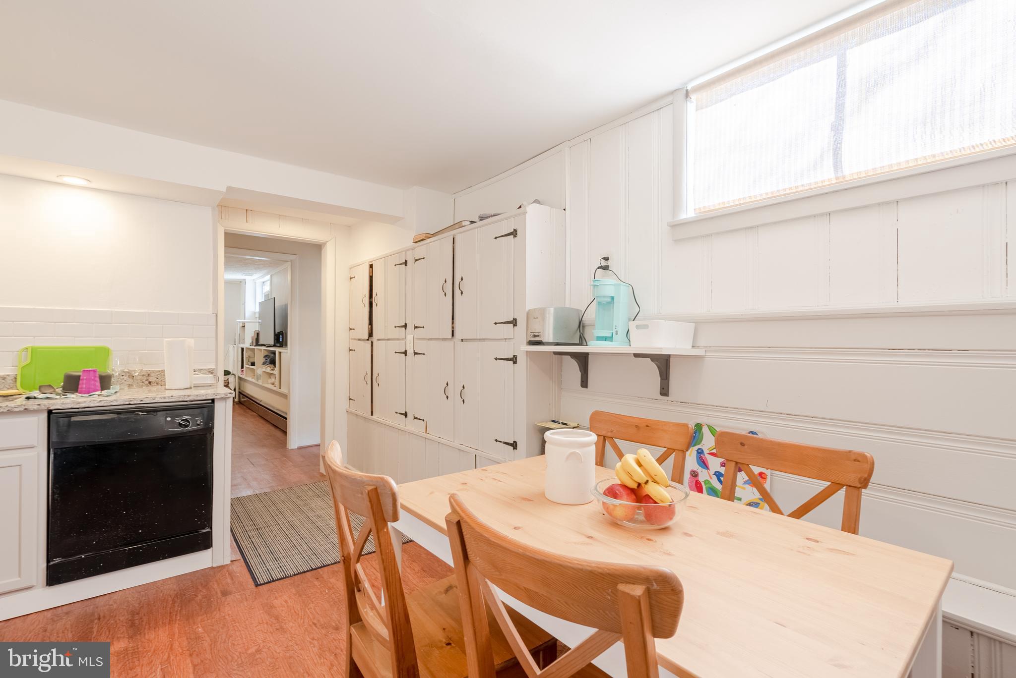 CALVERT HILLS - Residential