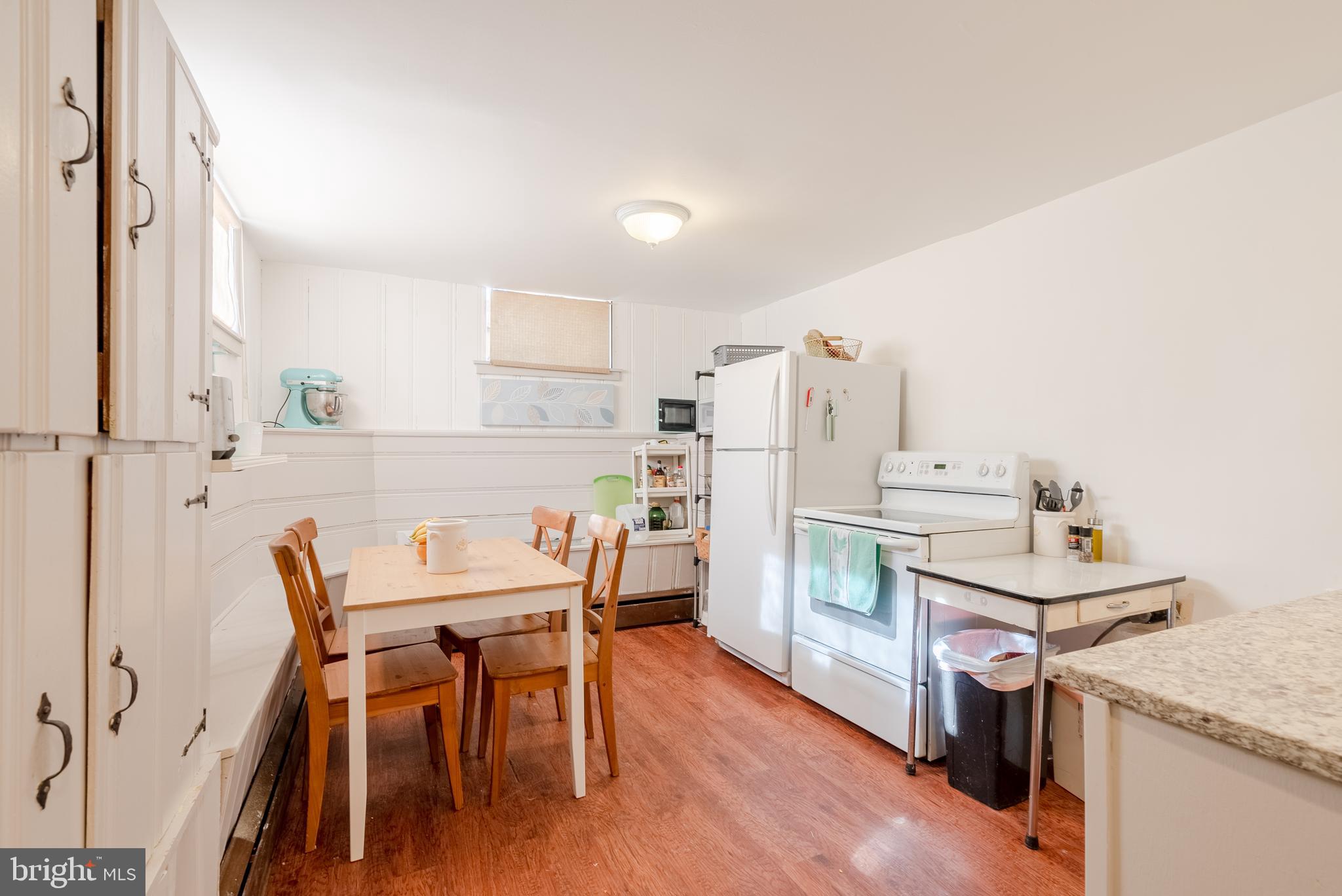 CALVERT HILLS - Residential