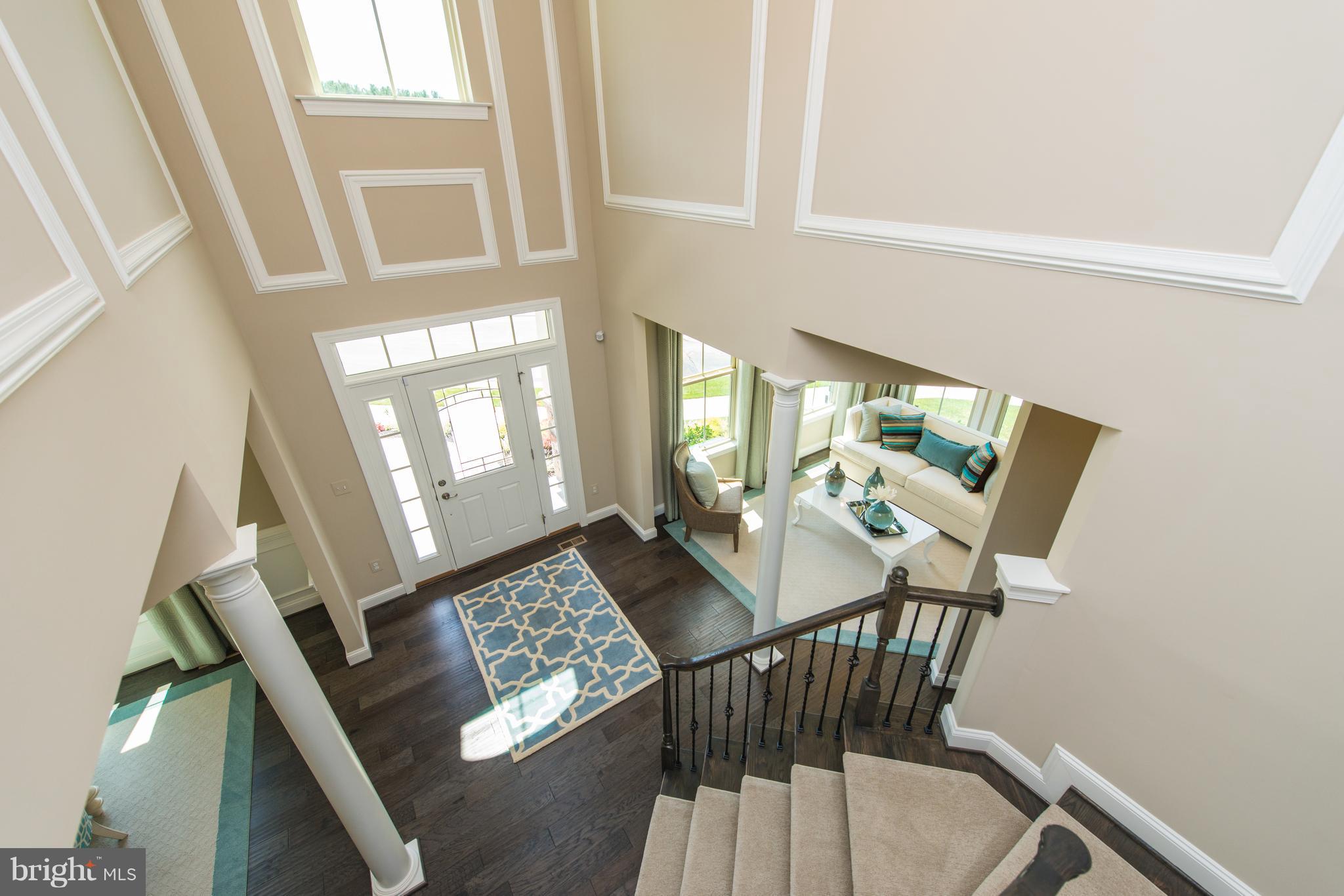 OAK CREEK SINGLES - Residential