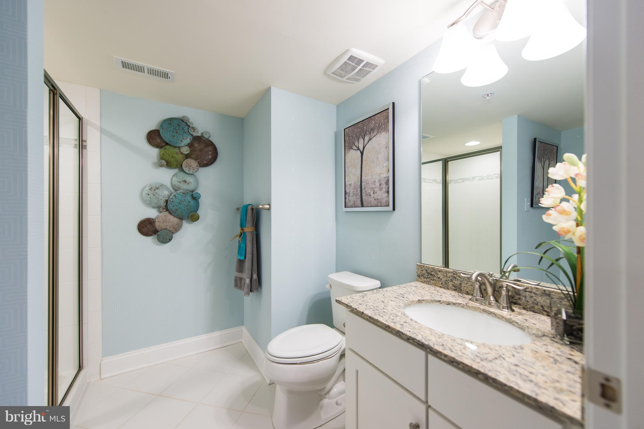 OAK CREEK SINGLES - Residential