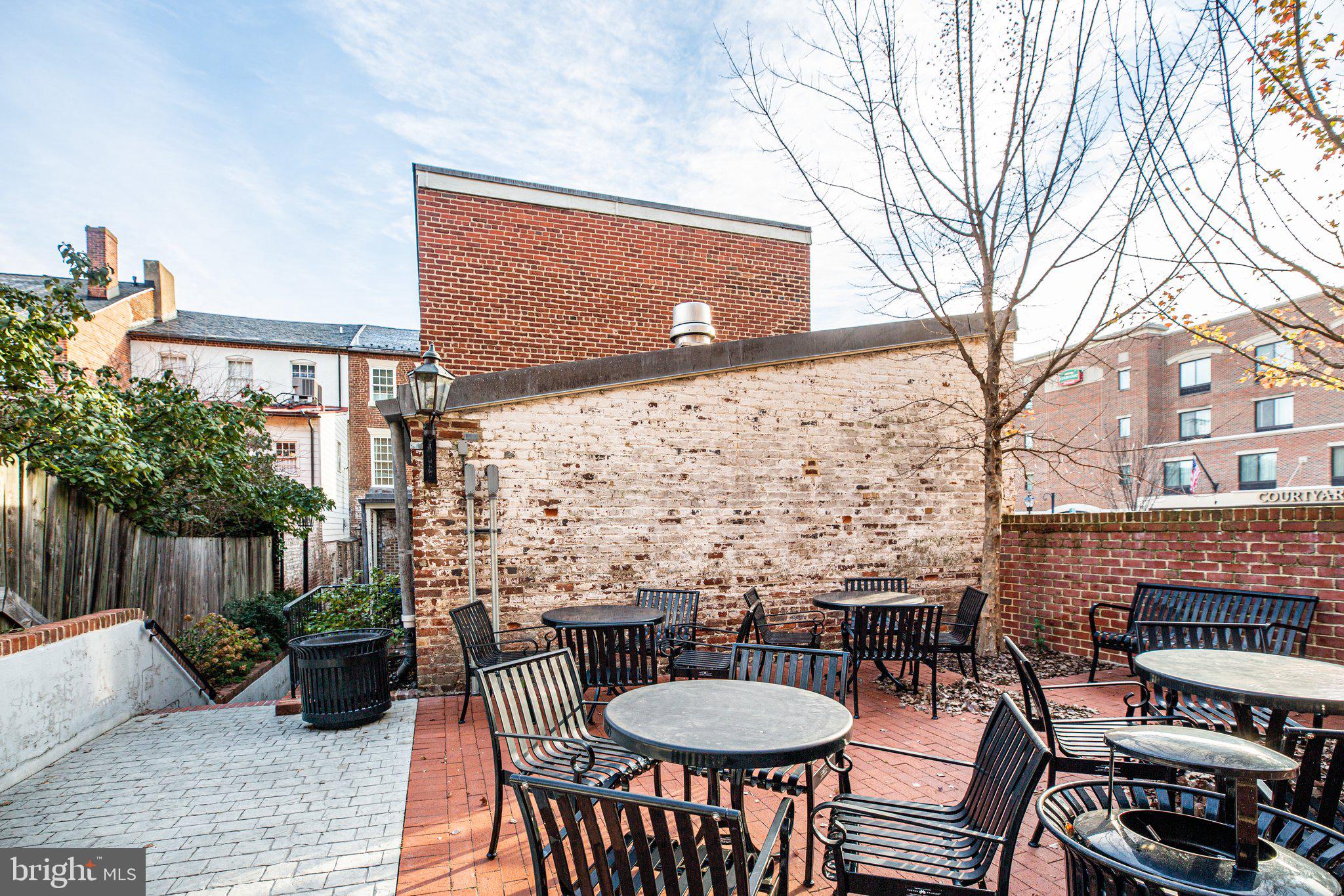 DOWNTOWN FREDERICKSBURG - Commercial Sale