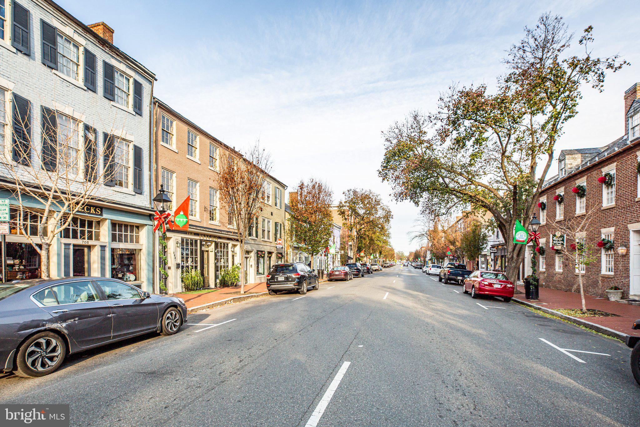DOWNTOWN FREDERICKSBURG - Commercial Sale