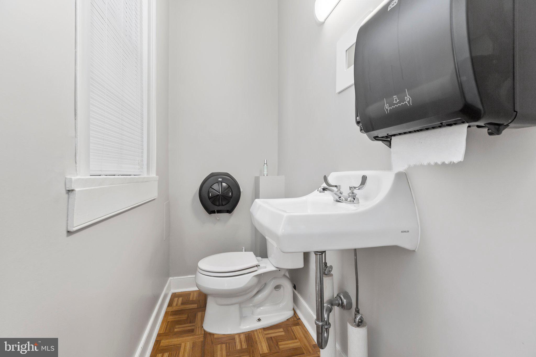 DOWNTOWN FREDERICKSBURG - Commercial Sale