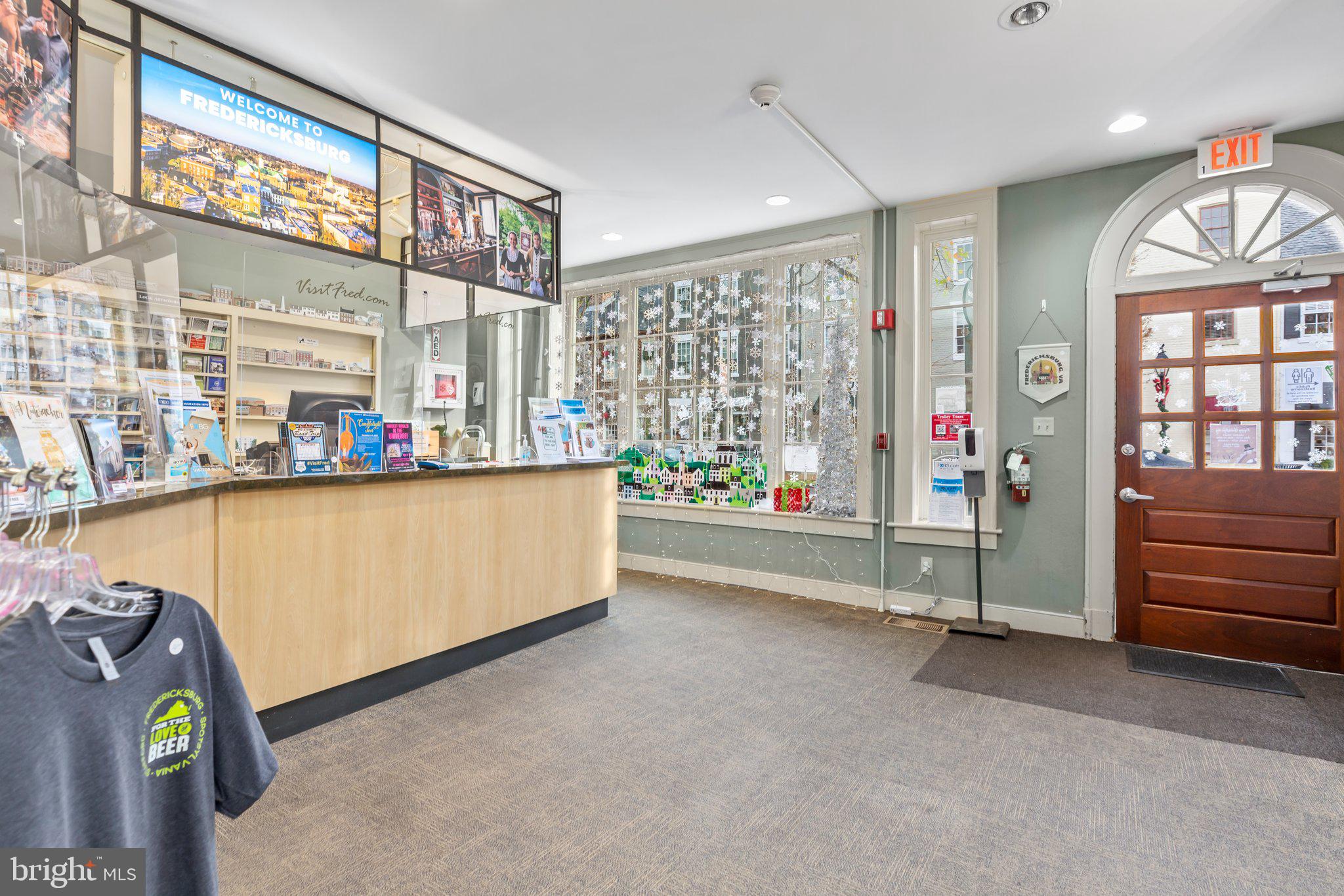 DOWNTOWN FREDERICKSBURG - Commercial Sale