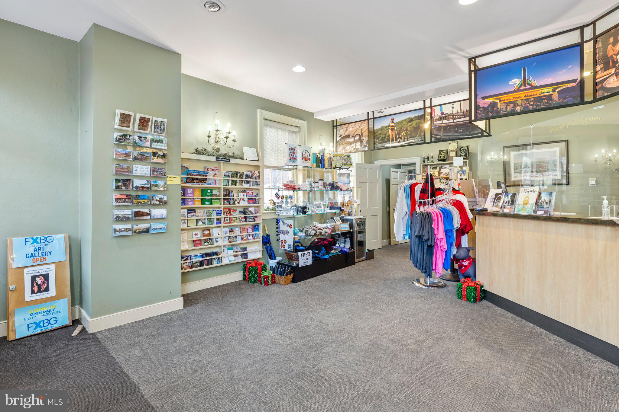 DOWNTOWN FREDERICKSBURG - Commercial Sale