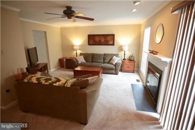 VILLAGE OF THOMAS RUN - Residential Lease