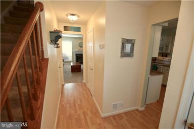 VILLAGE OF THOMAS RUN - Residential Lease