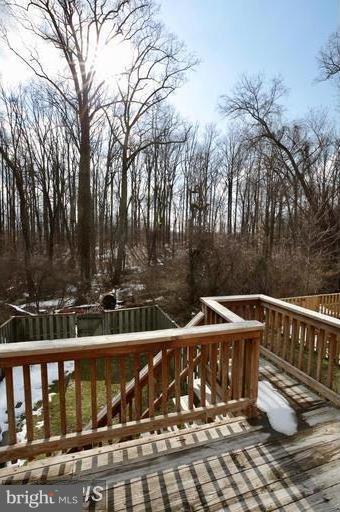 VILLAGE OF THOMAS RUN - Residential Lease