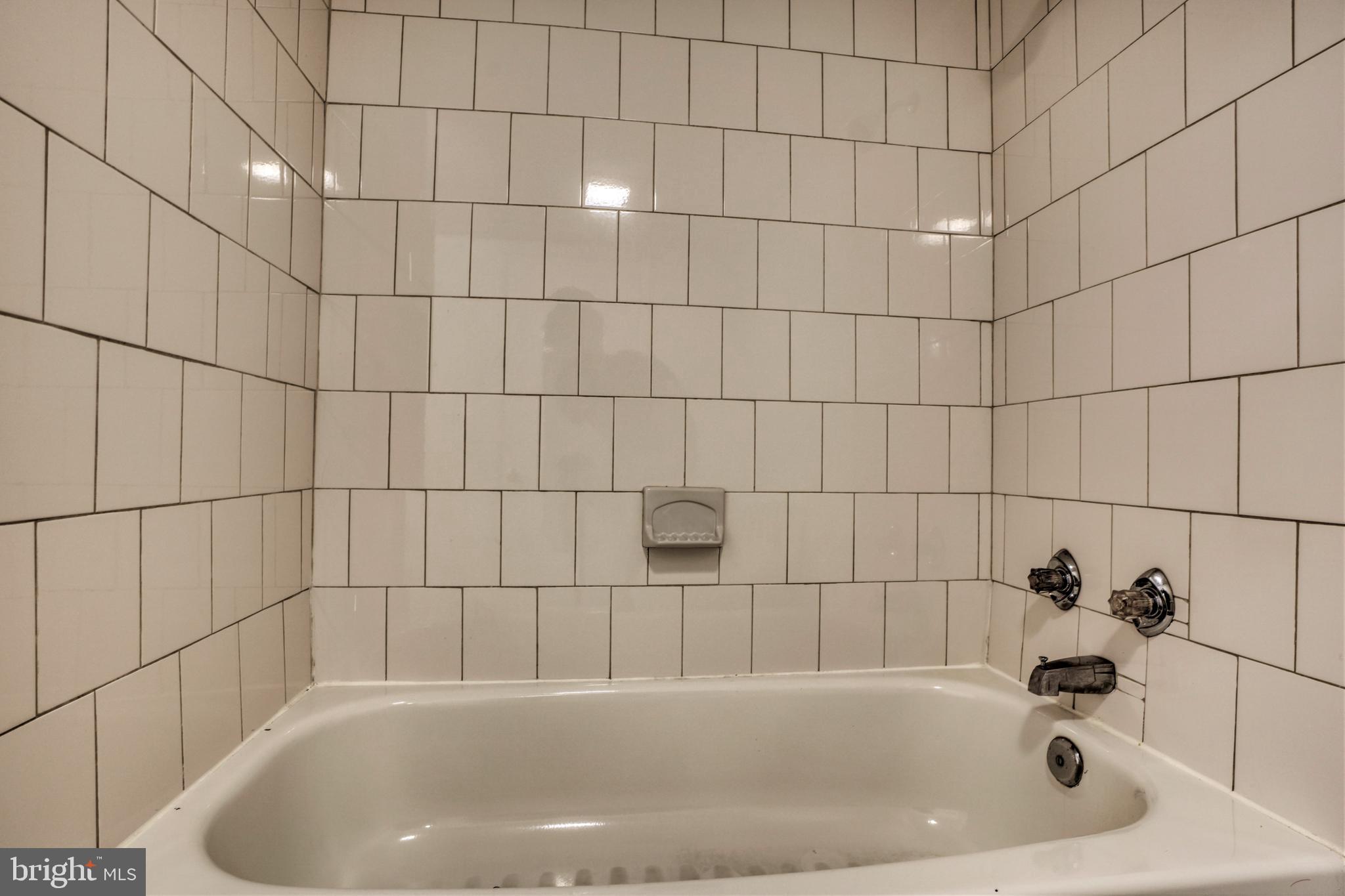 FEDERAL HILL HISTORIC DISTRICT - Residential Lease