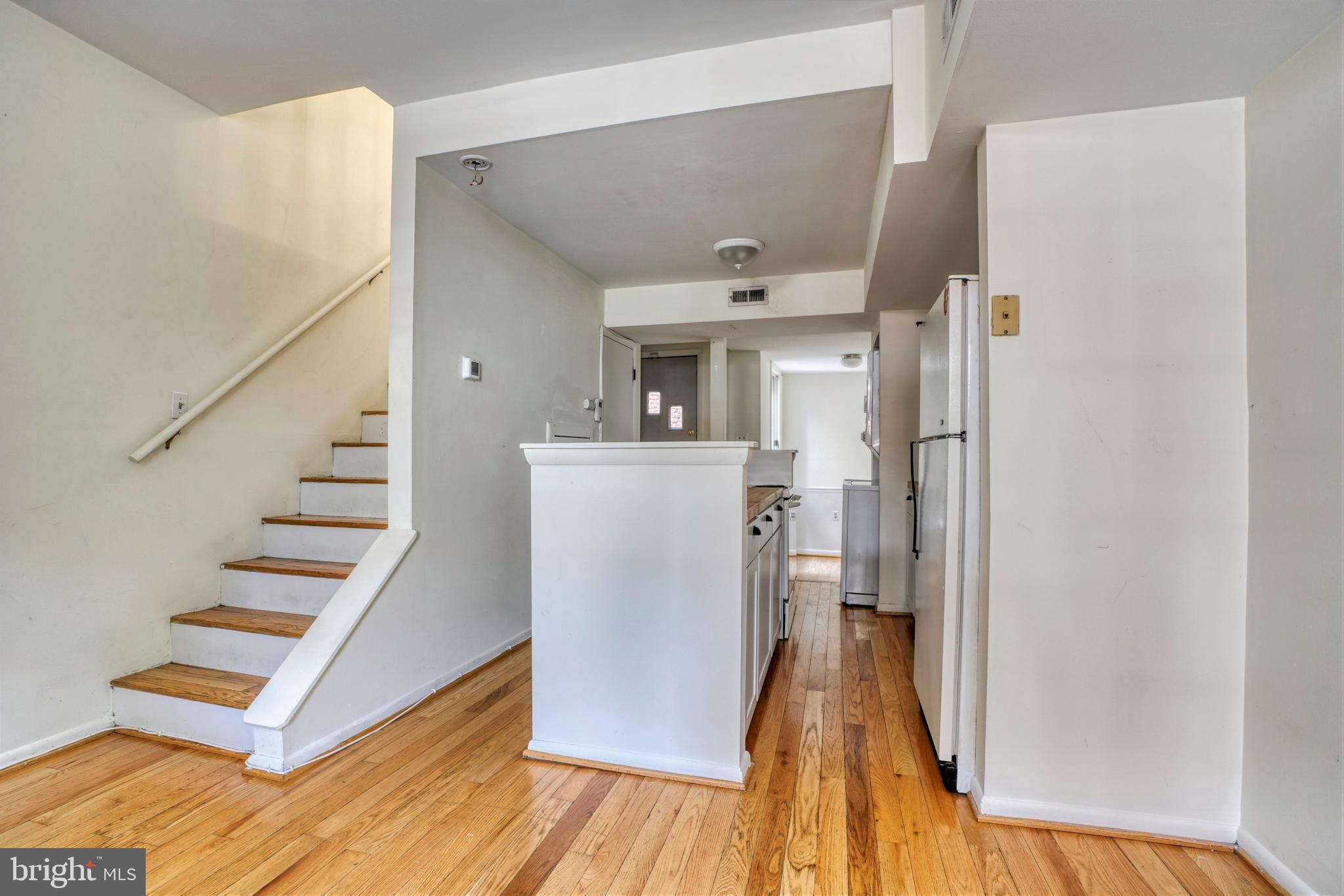 FEDERAL HILL HISTORIC DISTRICT - Residential Lease