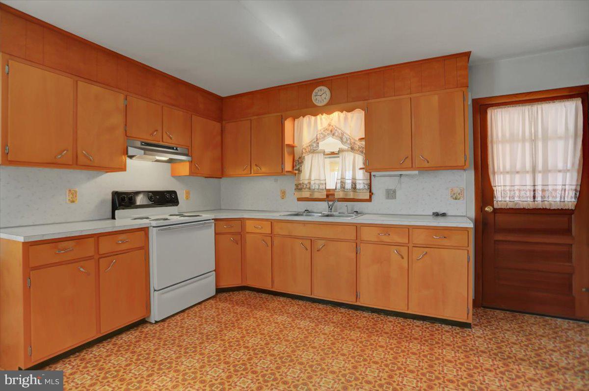 ST THOMAS TWP - Residential