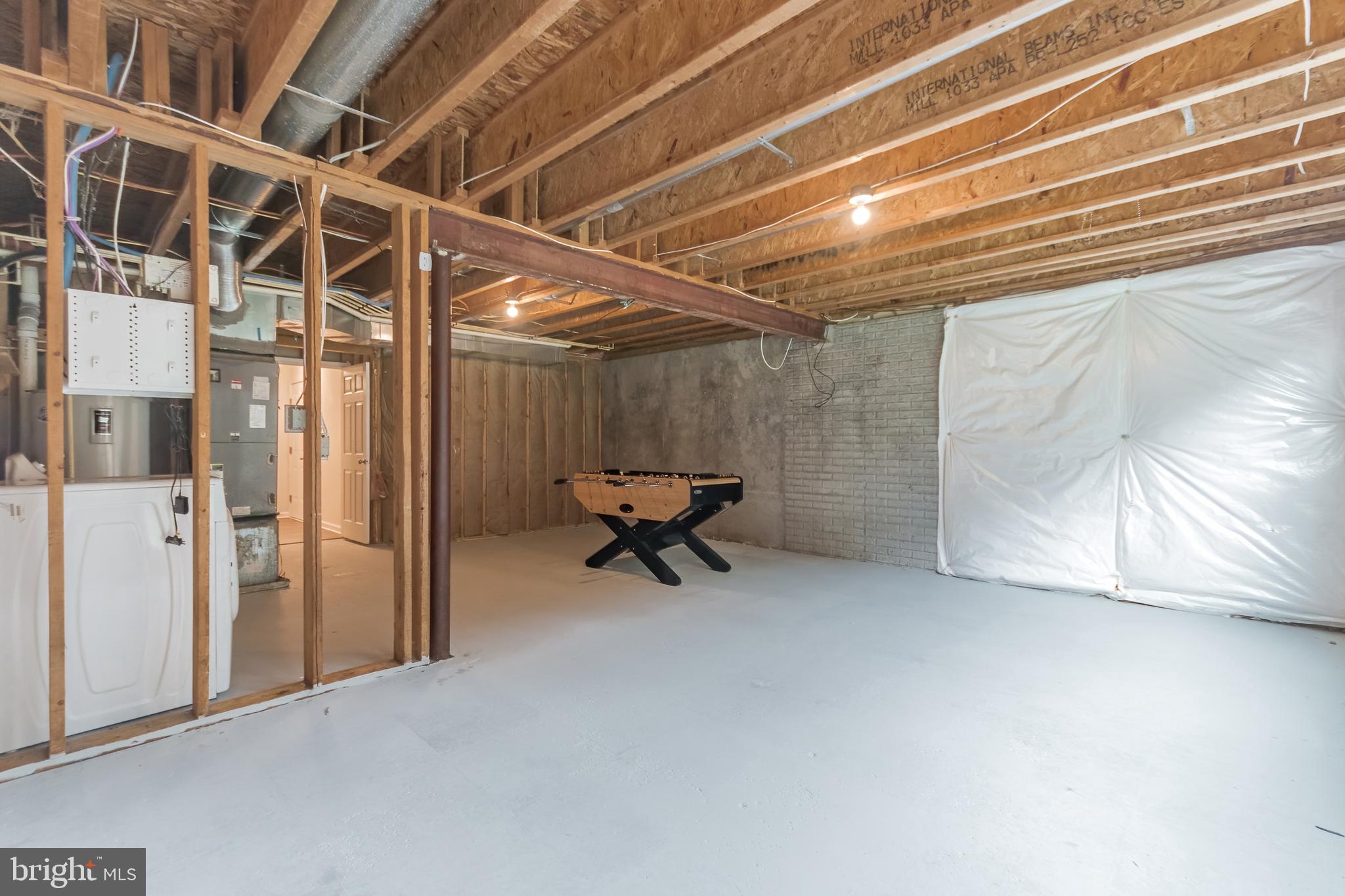 WINDMILL CROSSING - Residential