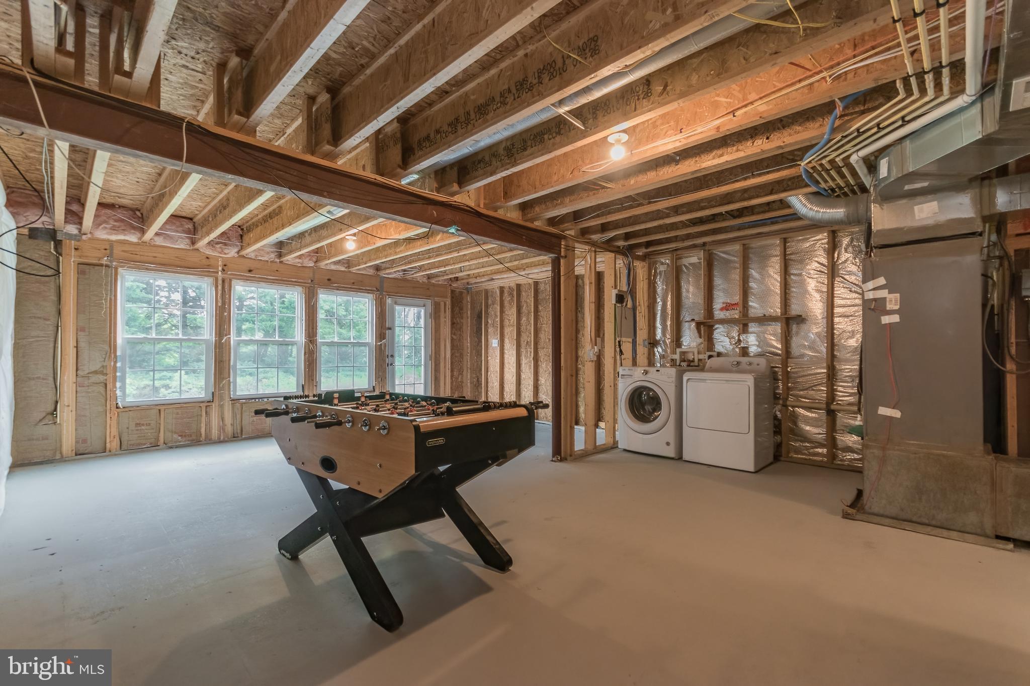 WINDMILL CROSSING - Residential