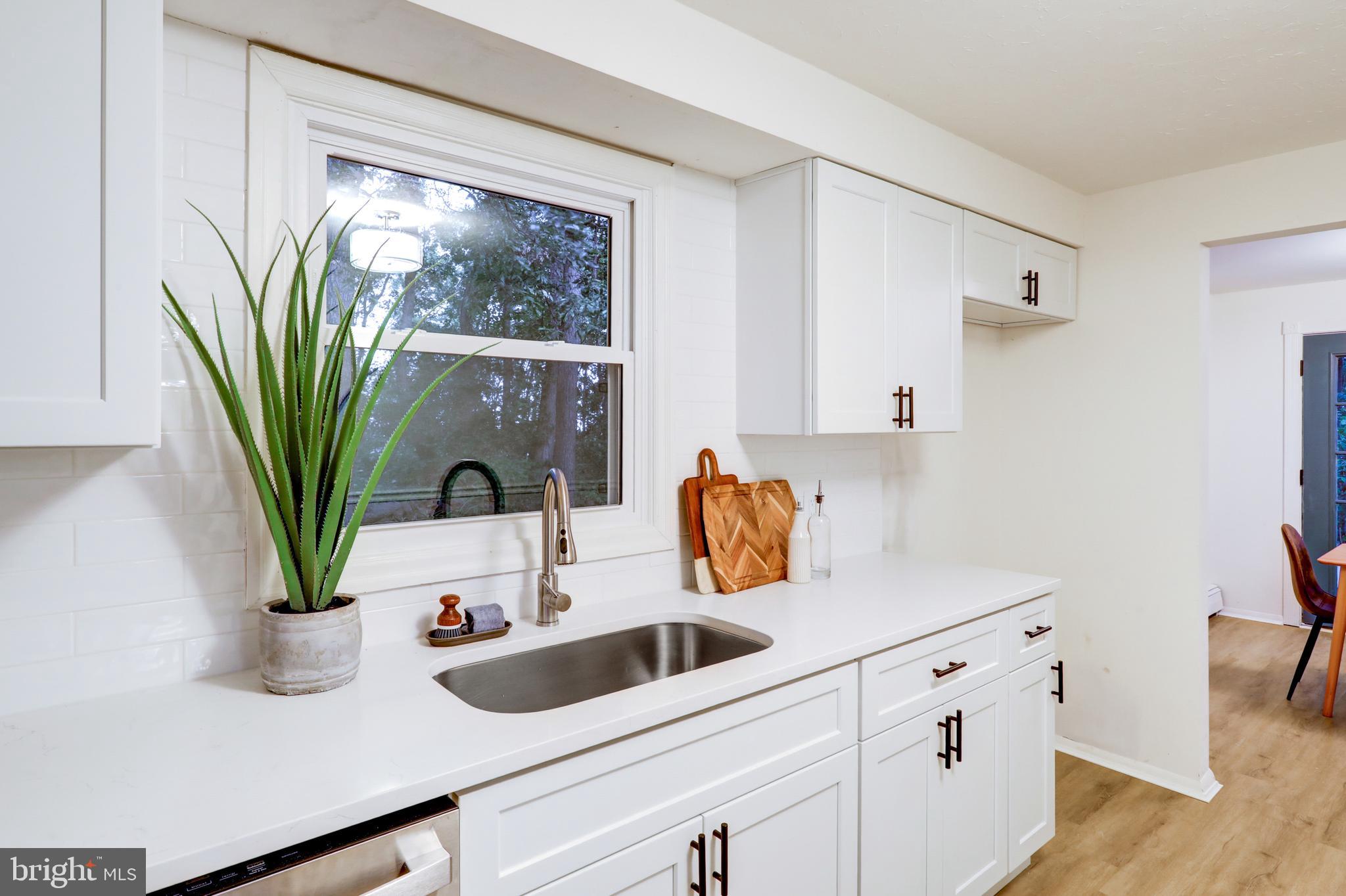 WINDSOR TWP - Residential