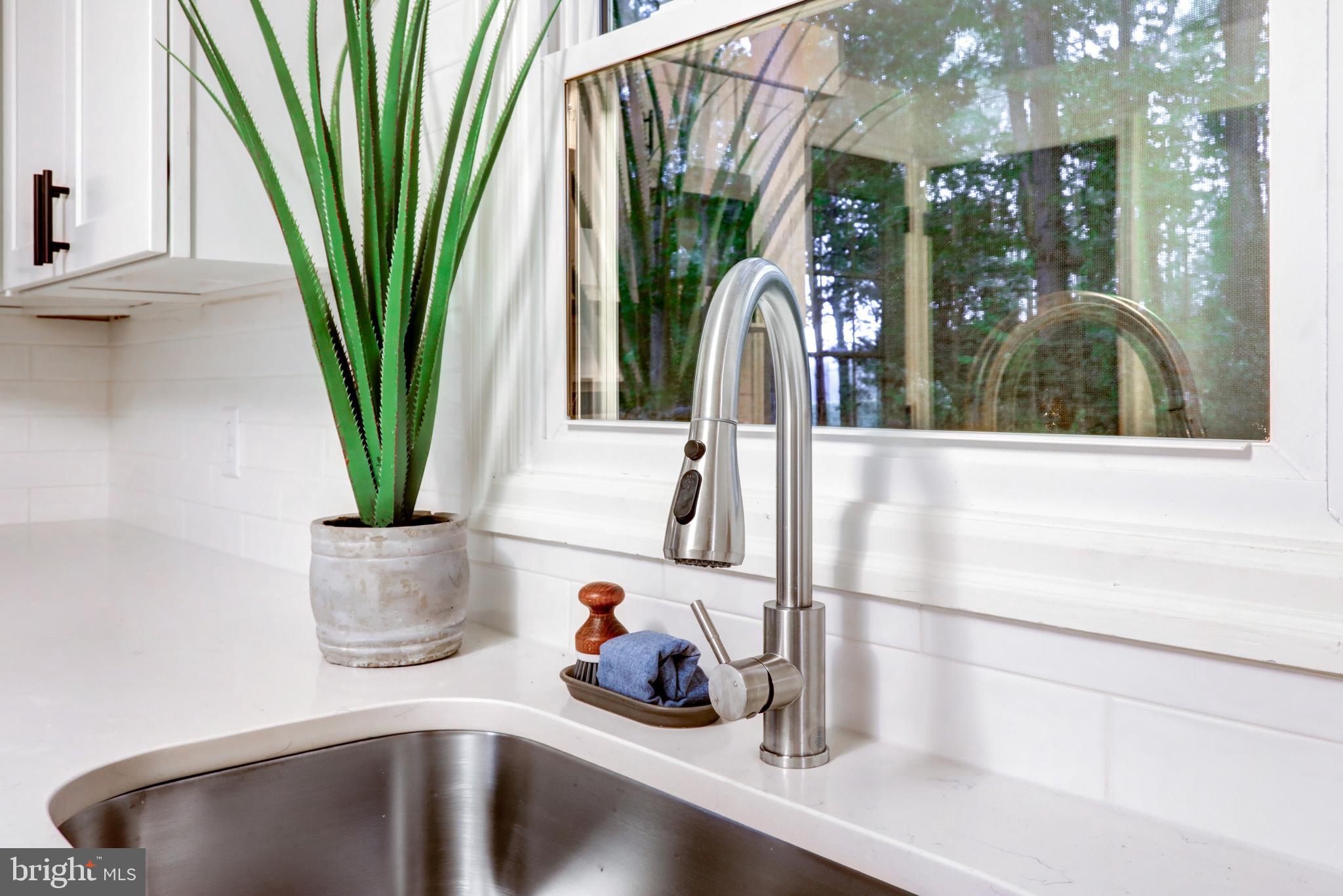 WINDSOR TWP - Residential